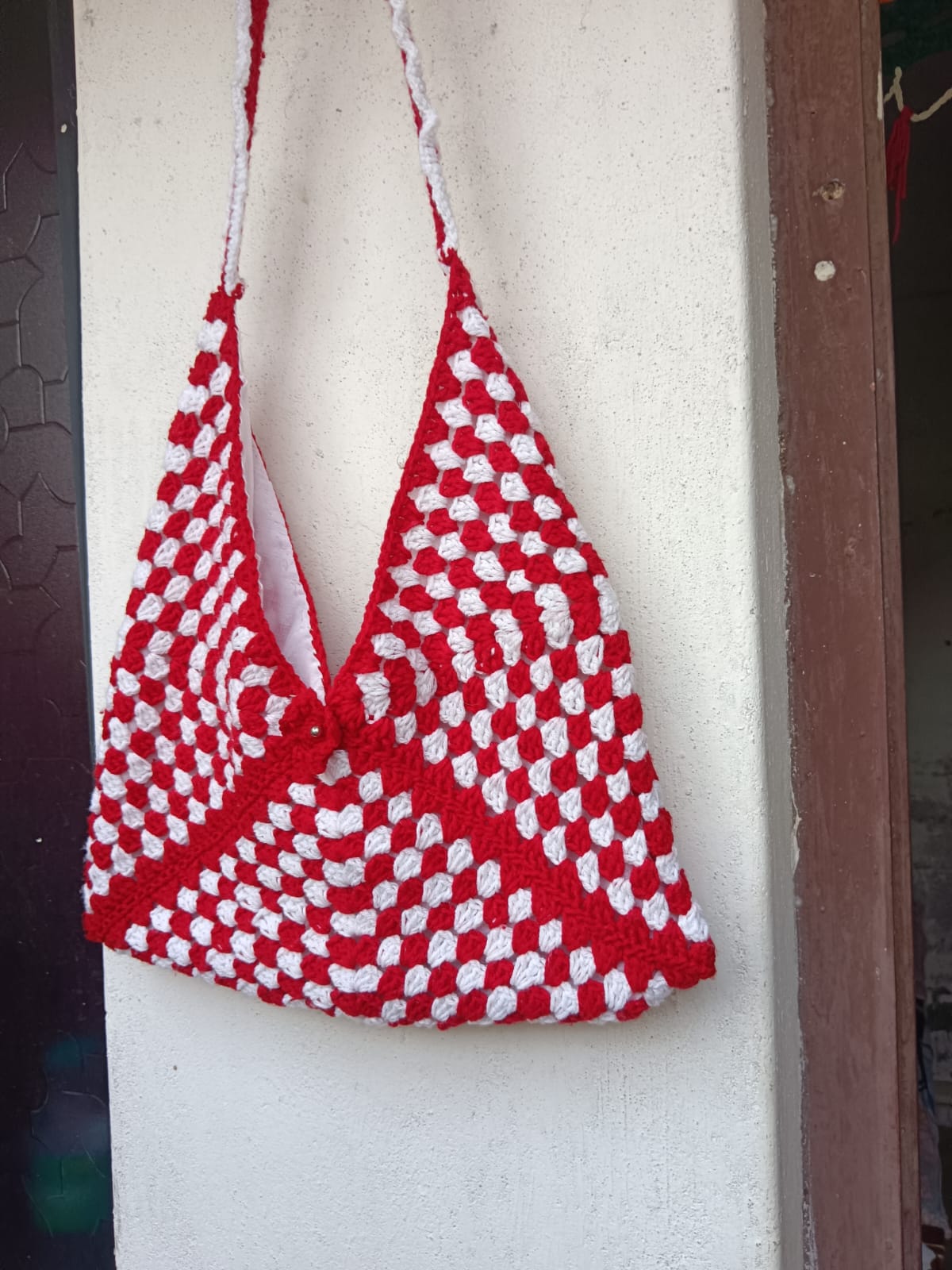 Handmade🧶✋ Crochet 🧵 Granny Square Shoulder Bag 👜 – Red & White Boho Tote